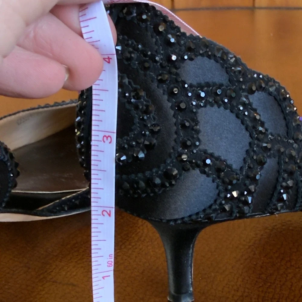 Bagley Mischka Ginny Black Embellished Pointed Toe Dress Pumps Evening Shoes 8‎